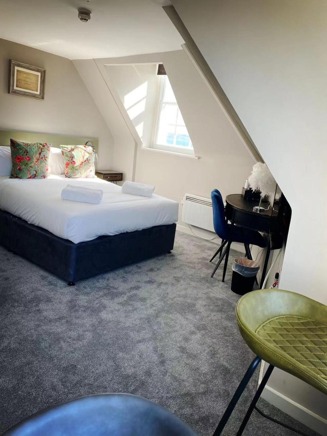 Chapter 1 Hotels Weymouth Bagian luar foto