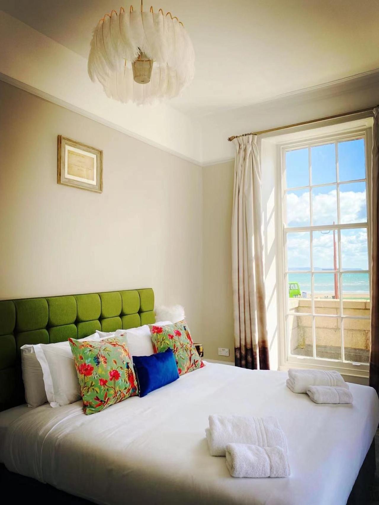 Chapter 1 Hotels Weymouth Bagian luar foto