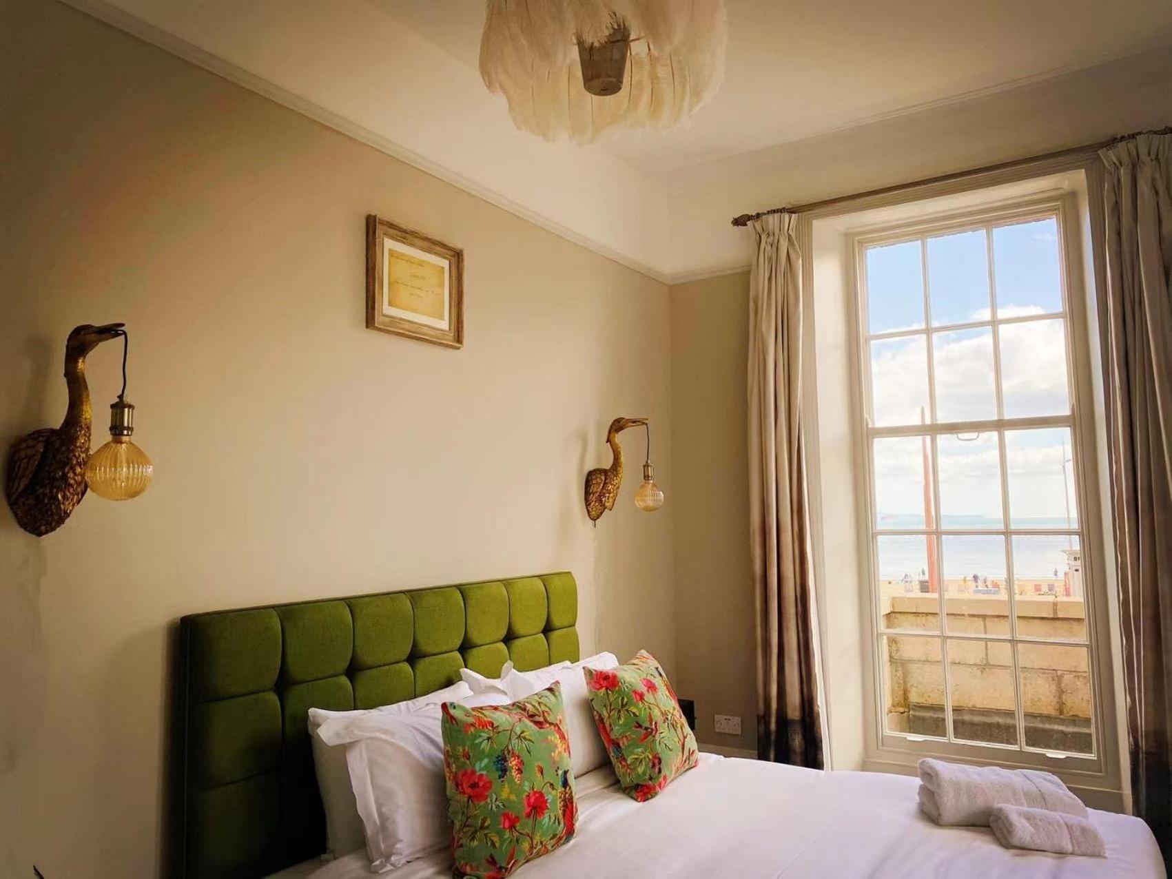 Chapter 1 Hotels Weymouth Bagian luar foto